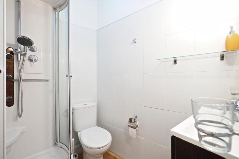 Double Room image 2
