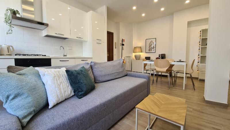 LoveRhome Apartment 8 e 14 - image 13
