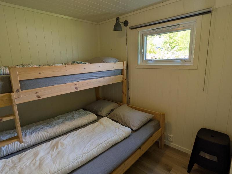 One-Bedroom Cottage image 3