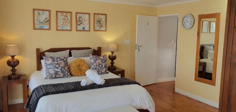 Point Village Guest House - image 11
