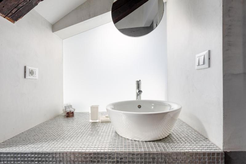 Superior Double Room image 3