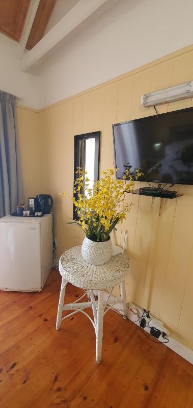 Point Village Guest House - image 10