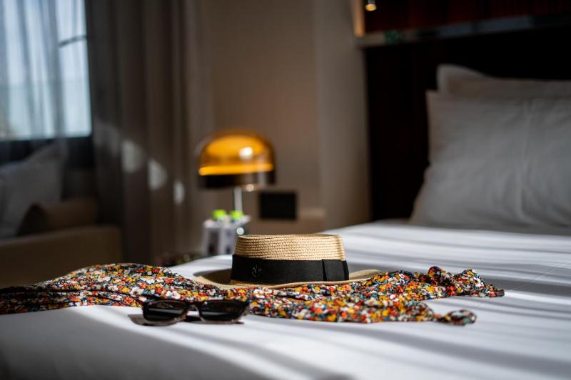Fiori 41-By Adam Hotels - image 6