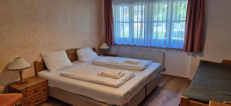 Triple Room image 3