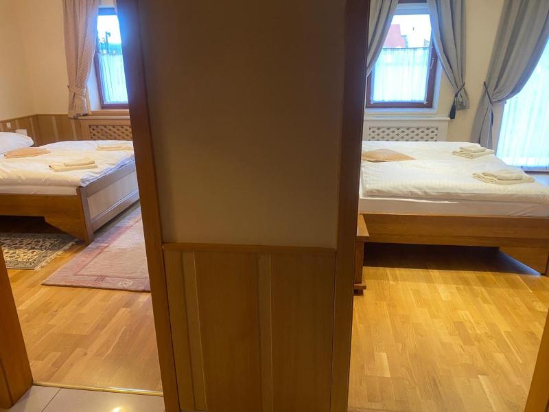 Twin Room with Balcony image 1