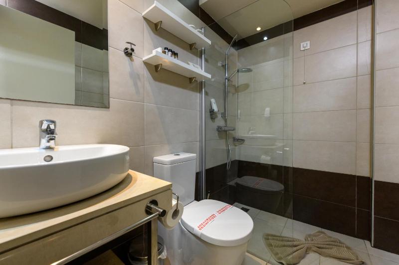 Junior Suite with Private Pool image 4