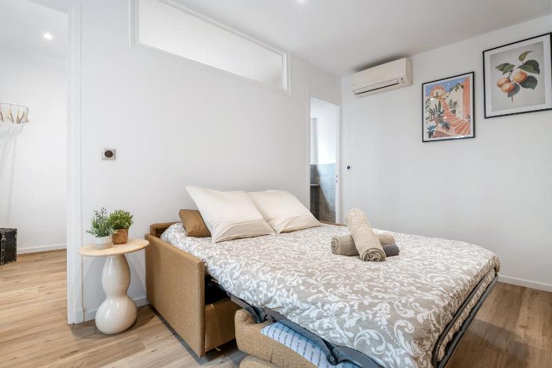 Nice Renting - 35 Massena - Architect Flat Ultimate Charm Massena Center - image 8
