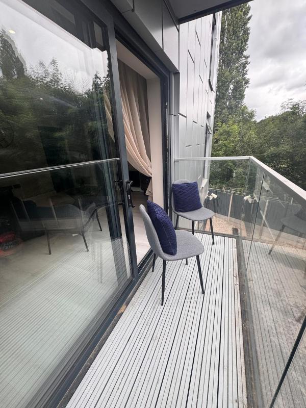 #23 Lux stylish 2 bed 2 bath with balcony NEC n12 - image 14