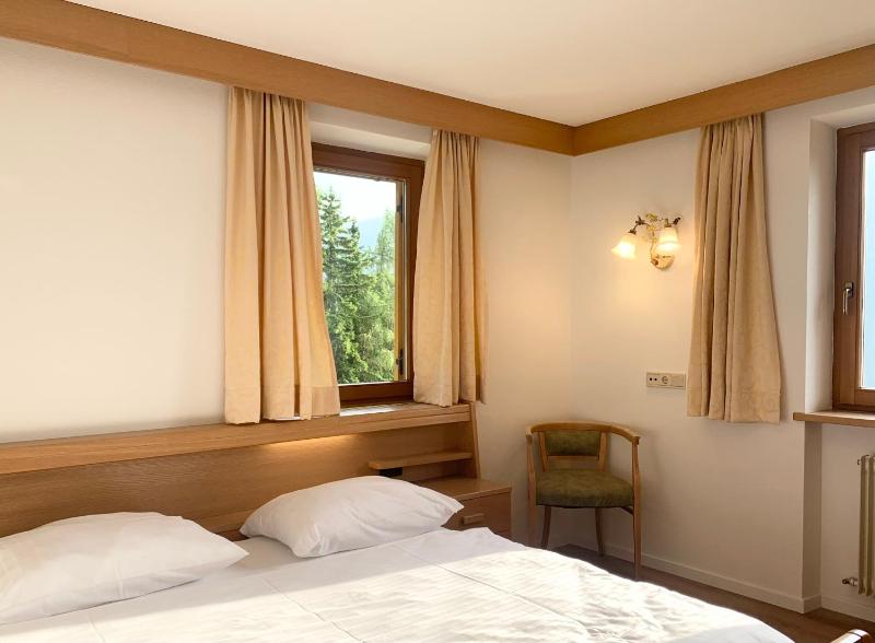 Four-Bedroom Apartment image 3