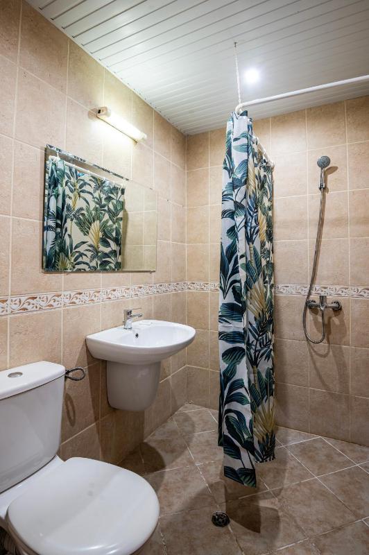 Single Room image 2