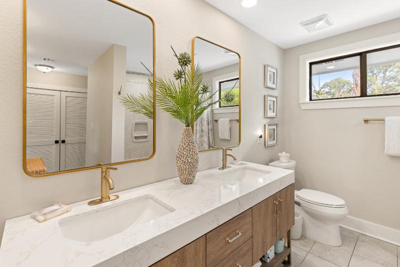 418 Linkside Drive Home - image 32