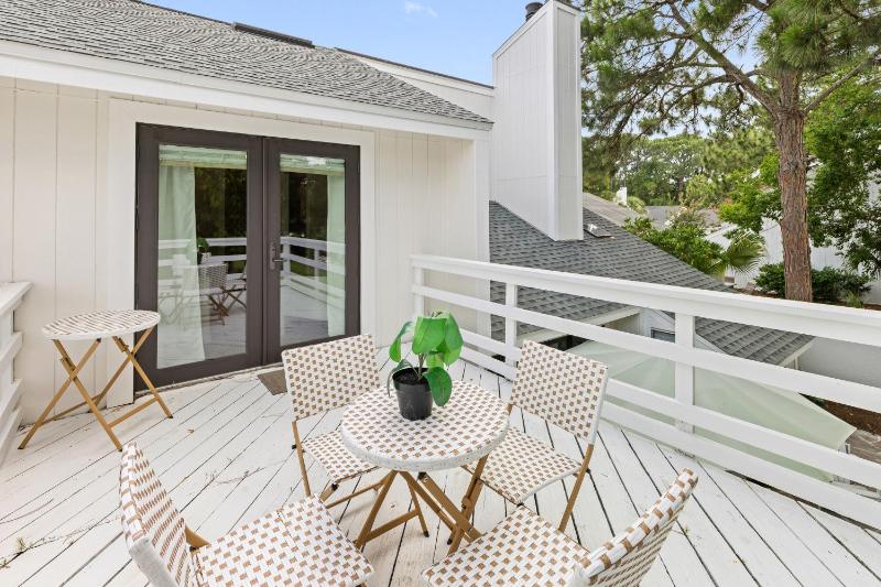 418 Linkside Drive Home - image 14