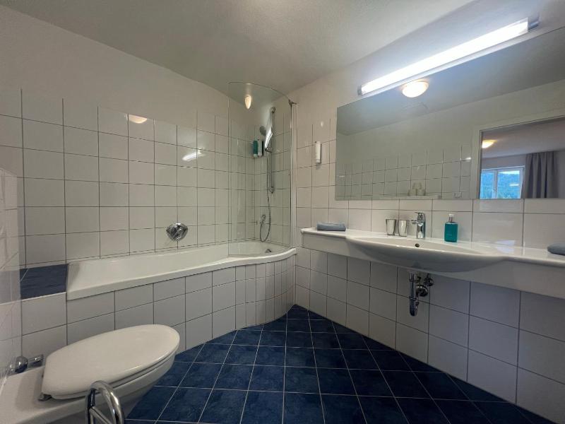 Two-Bedroom Suite image 4