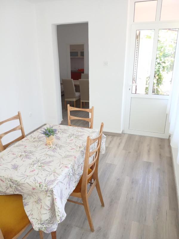 Apartment with Garden View image 2