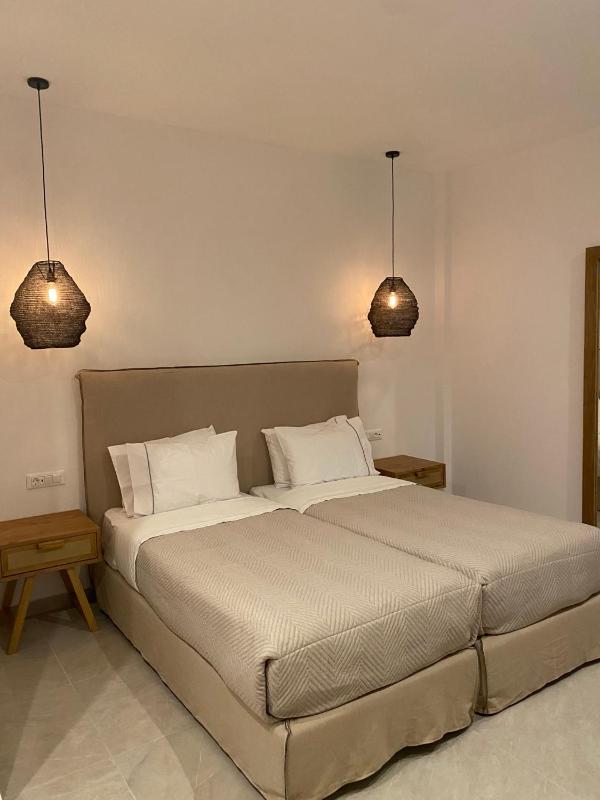 Double or Twin Room image 2