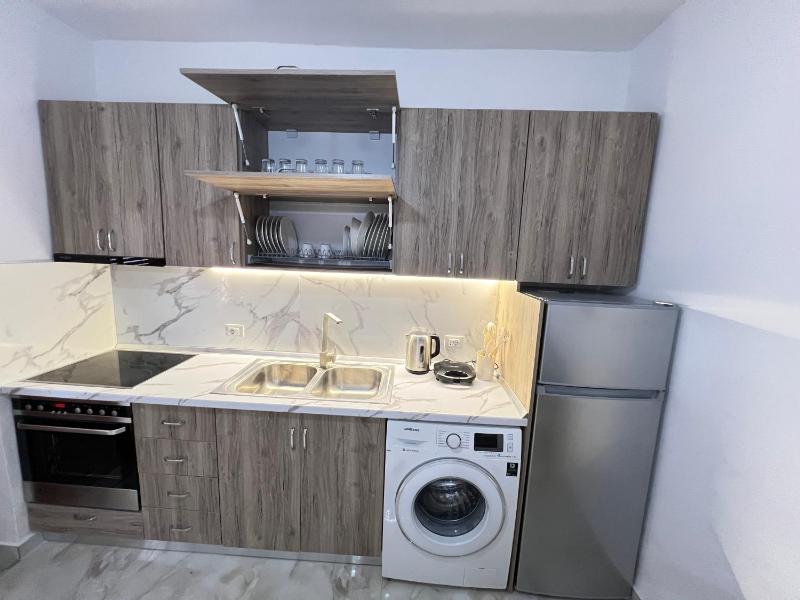 Vlora Guest House - image 15