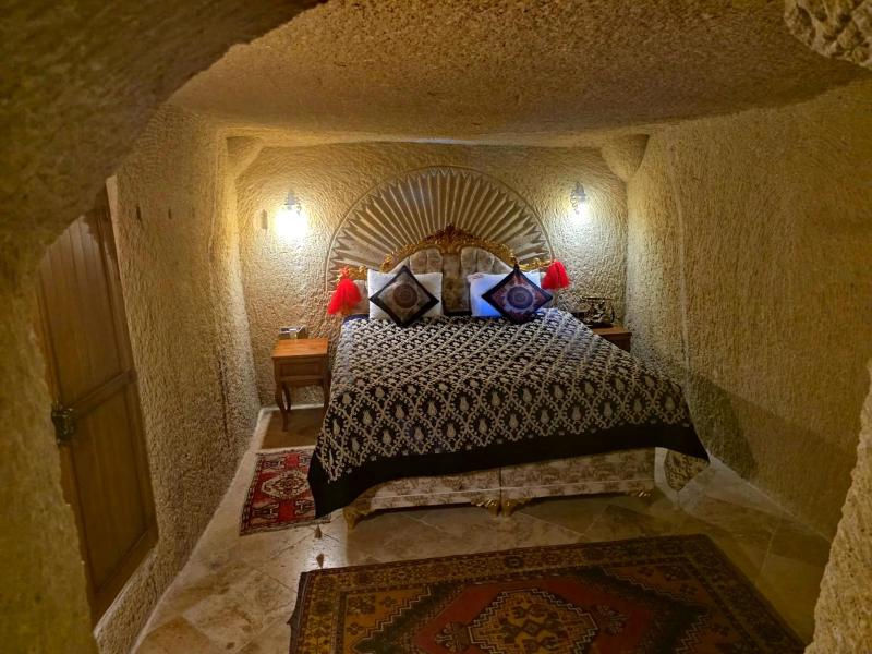 Comfort Triple Room with Shower image 3