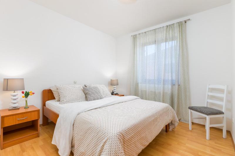 Modern new apartments Pula - image 10