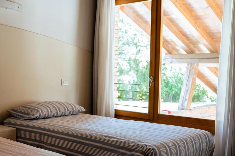 Quadruple Room with Garden View image 2