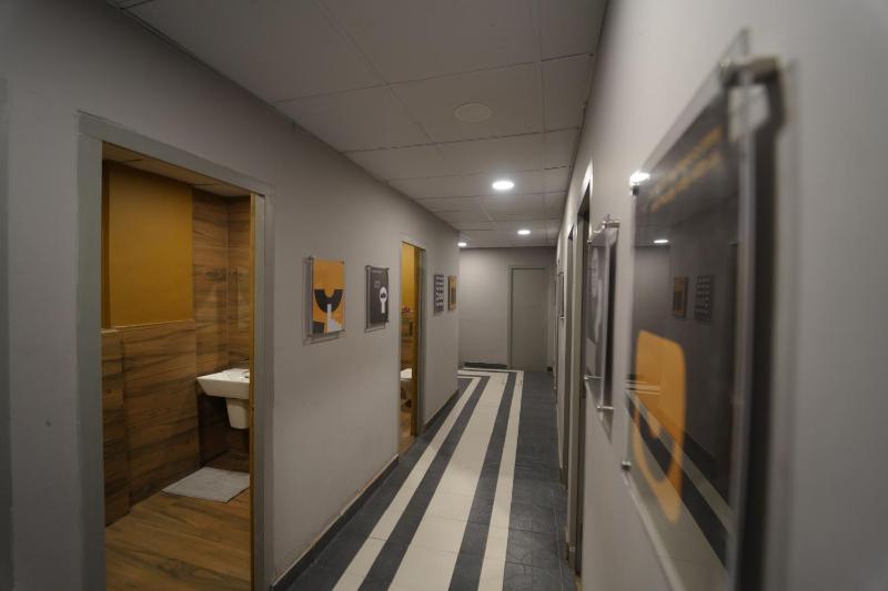NAPTAPGO - Japanese Premium POD Hotel - 10 Mins Walk From Golden Temple - image 12
