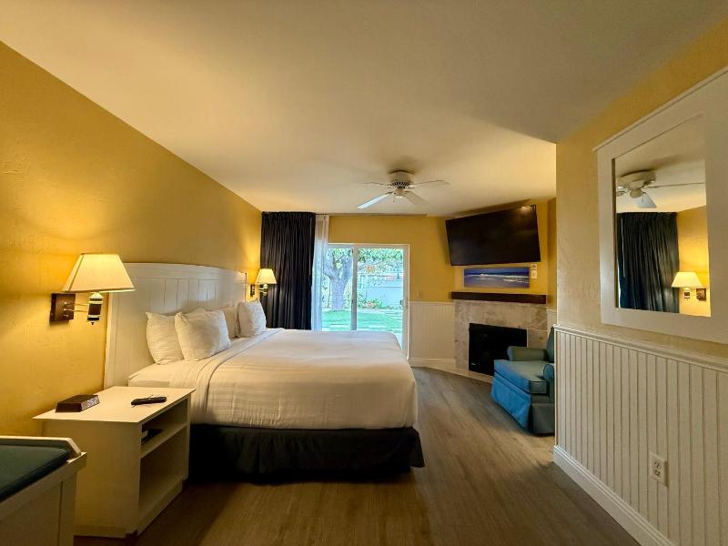 King Room image 3