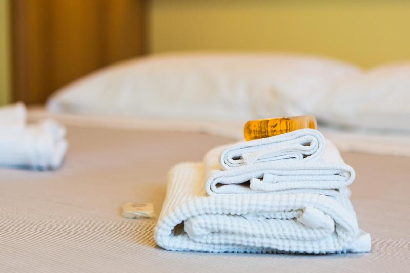 Comfort Triple Room image 3