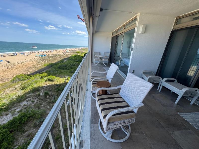 Family Friendly 2BR Amazing Unobstructed Ocean ViewHuge Balcony Pool - image 23