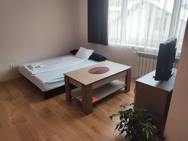 Guest House Ela - image 3
