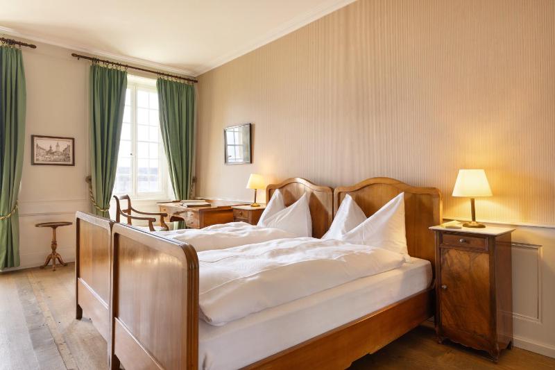 Comfort Double Room with Private External Bathroom image 1