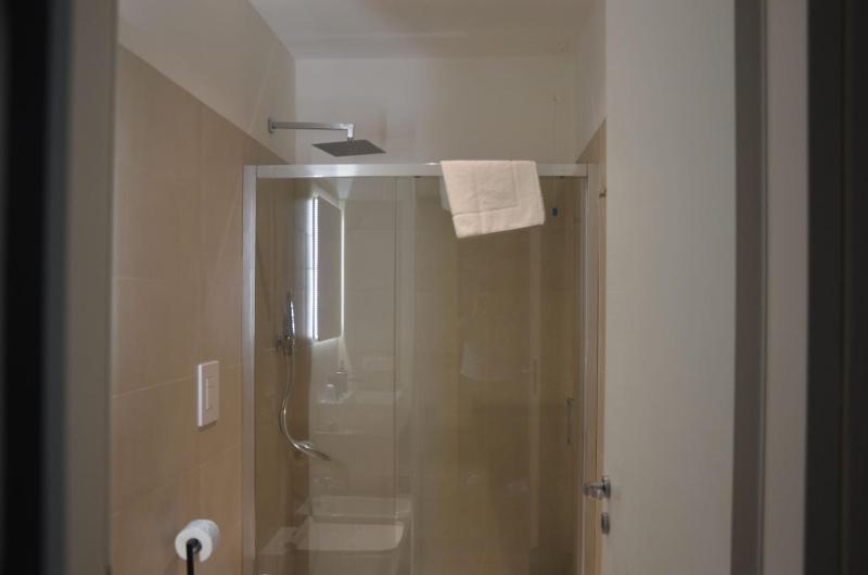 Deluxe Room image 4