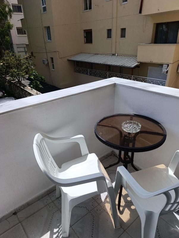 Thomas Apartment - image 4