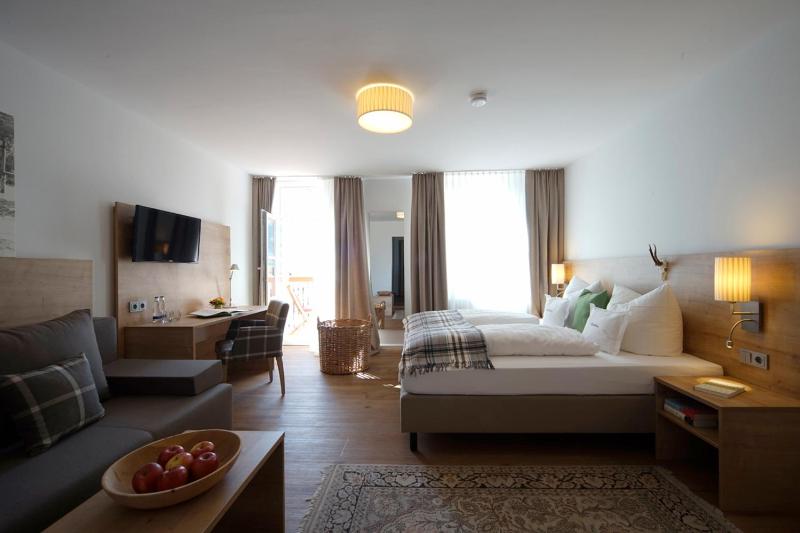 Comfort Double Room image 4