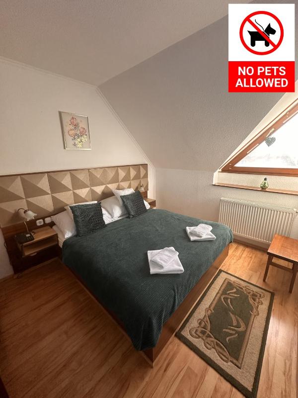 Main Building - Standard double room image 1