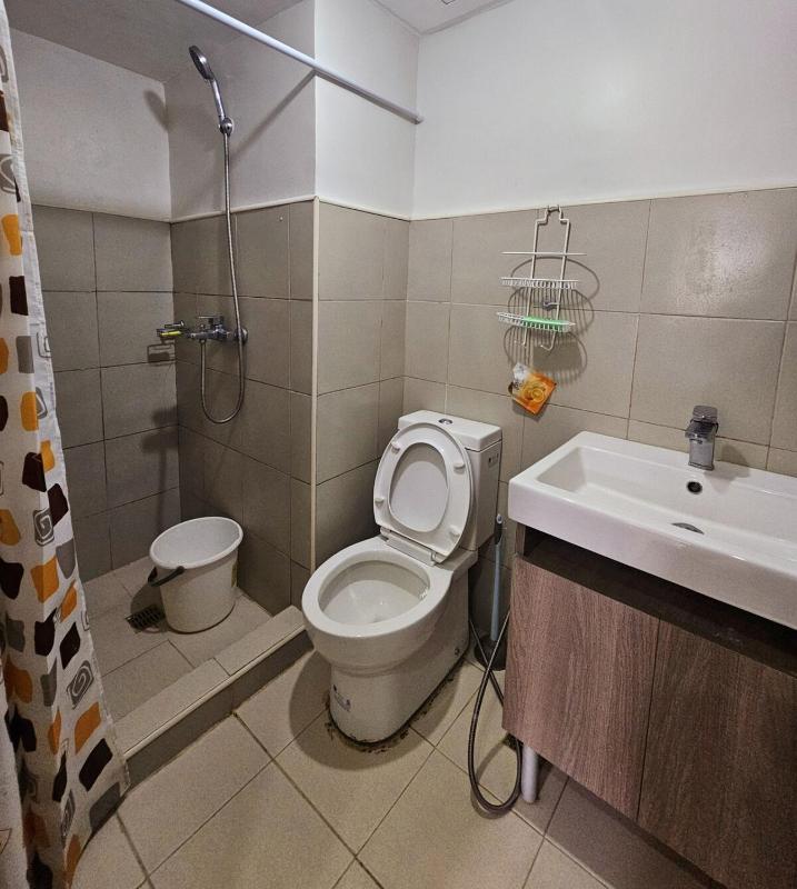 Spacious 3 Bedroom near Mines View Park Free Parking - image 16