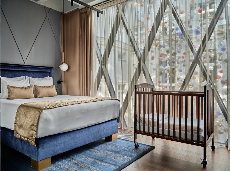 Standard Queen Room image 1