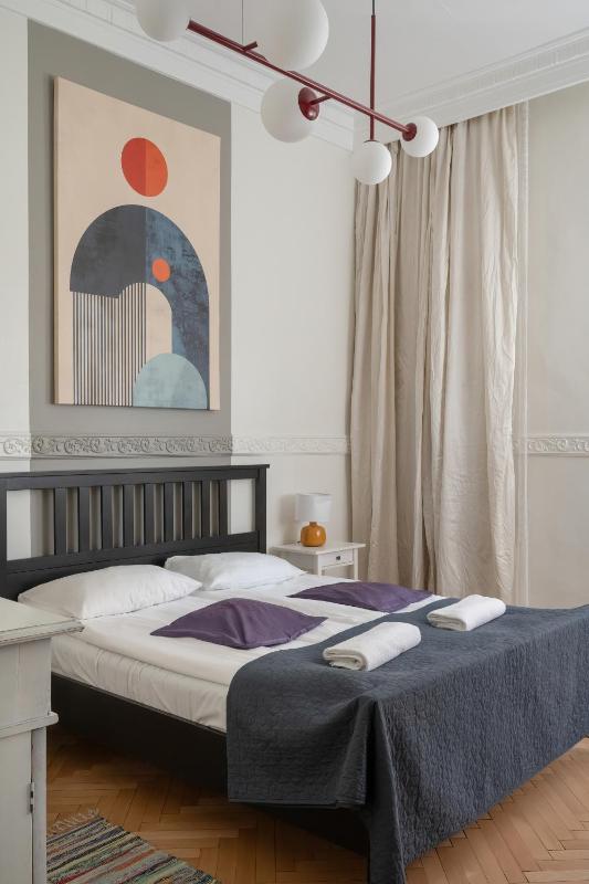 Exclusive Old Town Apartment by Noclegi Renters - image 10