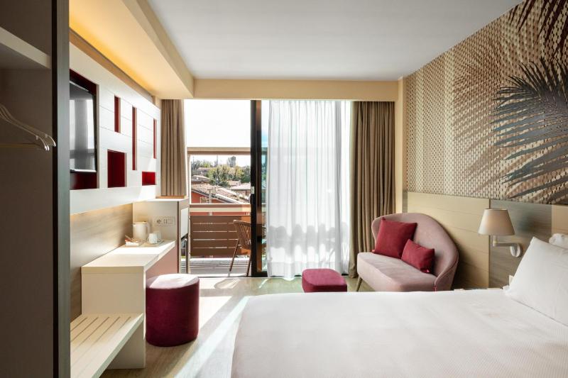Enjoy Garda Hotel - image 1
