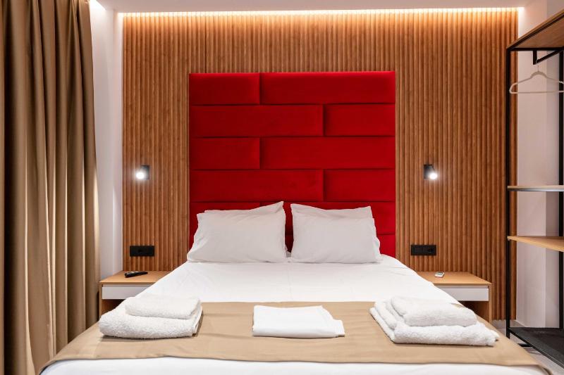 Deluxe Double Room image 4