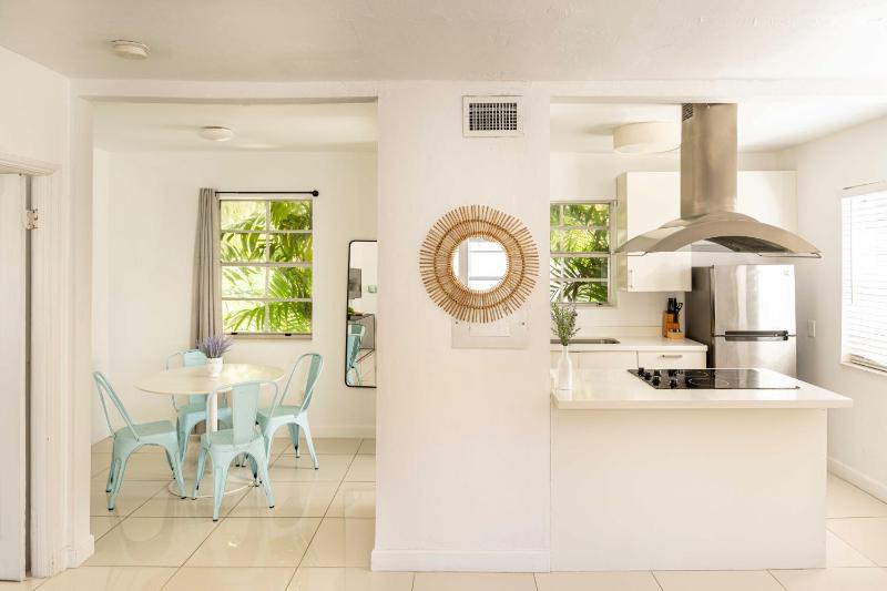 One-Bedroom Apartment image 2