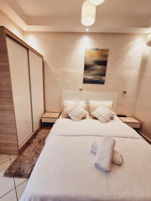 Bright & Comfortable Marrakech Duplex - image 12