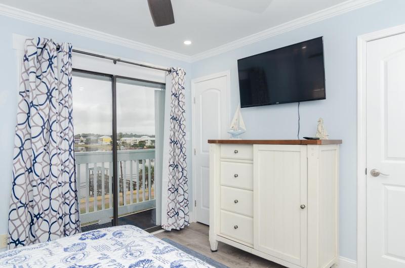 House of Views by Bryant Real Estate - image 8