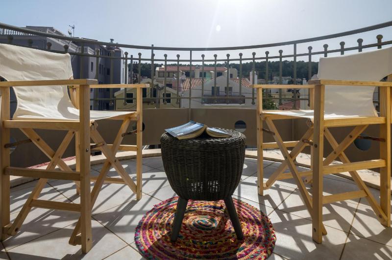 Chelmis Maria's City Villa - image 21