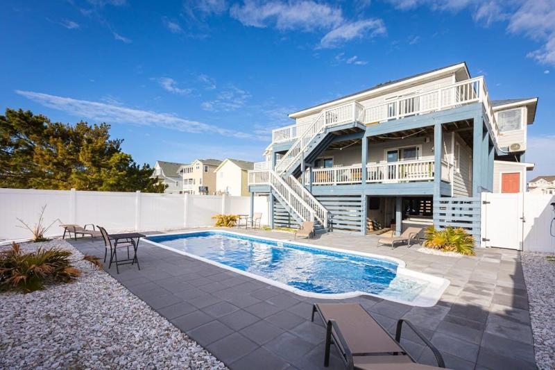 Semi-Oceanfront 8 bed with Pool Spa Ocean Views - image 1