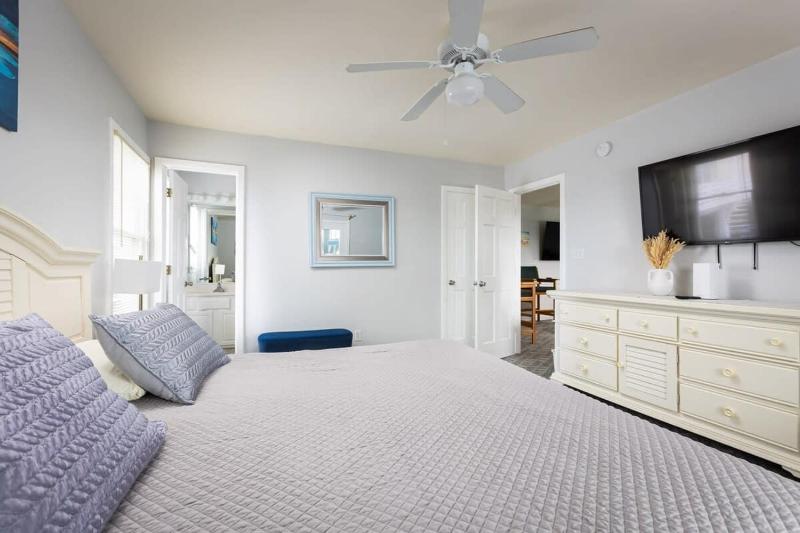 Semi-Oceanfront 8 bed with Pool Spa Ocean Views - image 25