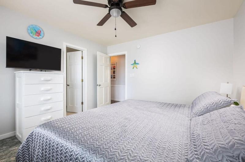 Semi-Oceanfront 8 bed with Pool Spa Ocean Views - image 19