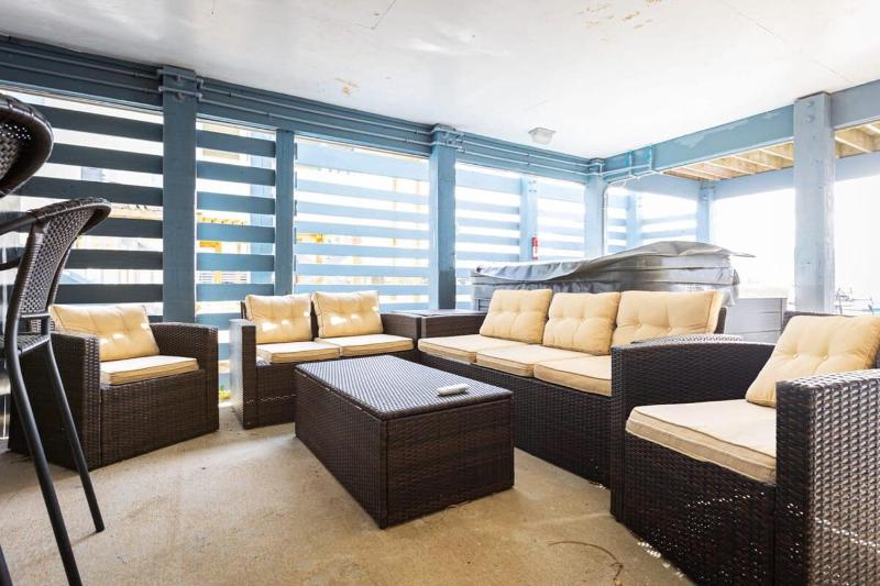 Semi-Oceanfront 8 bed with Pool Spa Ocean Views - image 11