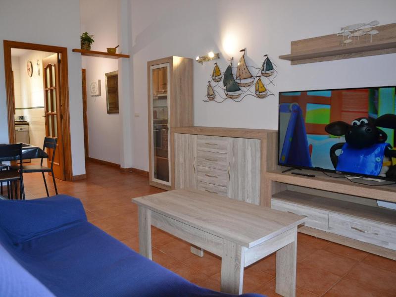 Casa acogedora con jardín y piscina en zona tranquila cerca de la playa en L'Estartit - ES-323-16 - image 12