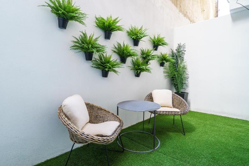 Valencia Luxury - Boutique Center - image 10