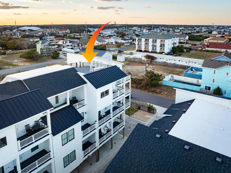 New Build with Rooftop Deck & Panoramic Ocean Views - image 46