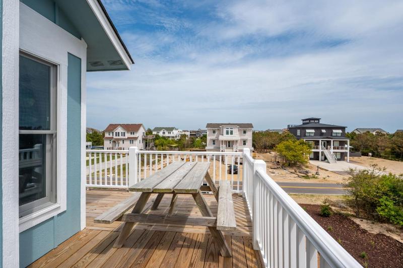 Newly Built Luxury Home Near Beach with Pool and Spa - image 43